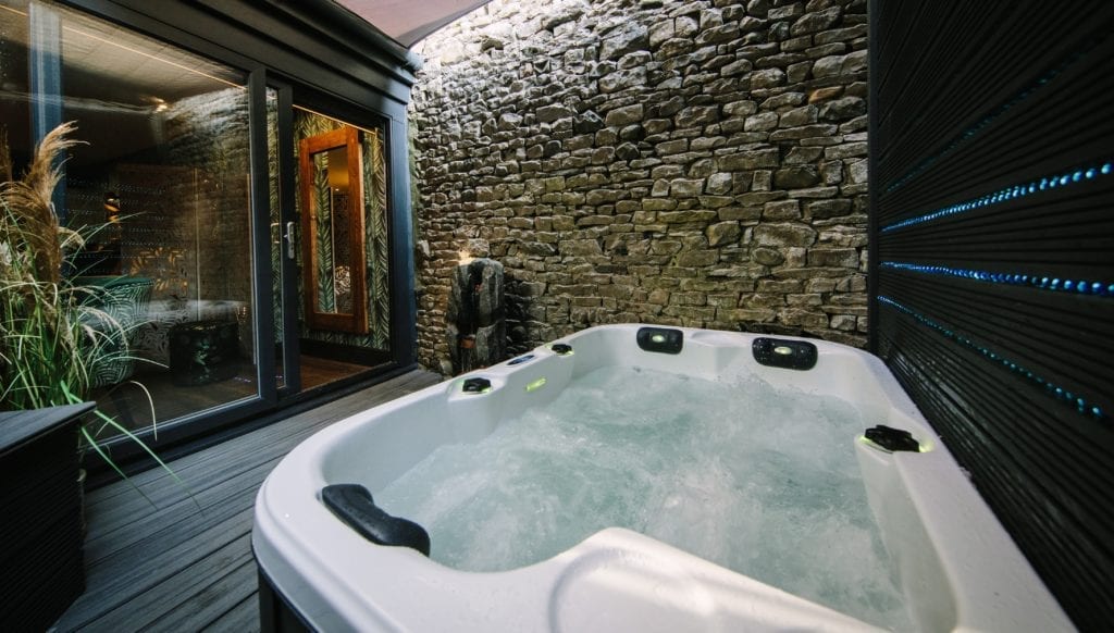 places to stay lake district with hot tub